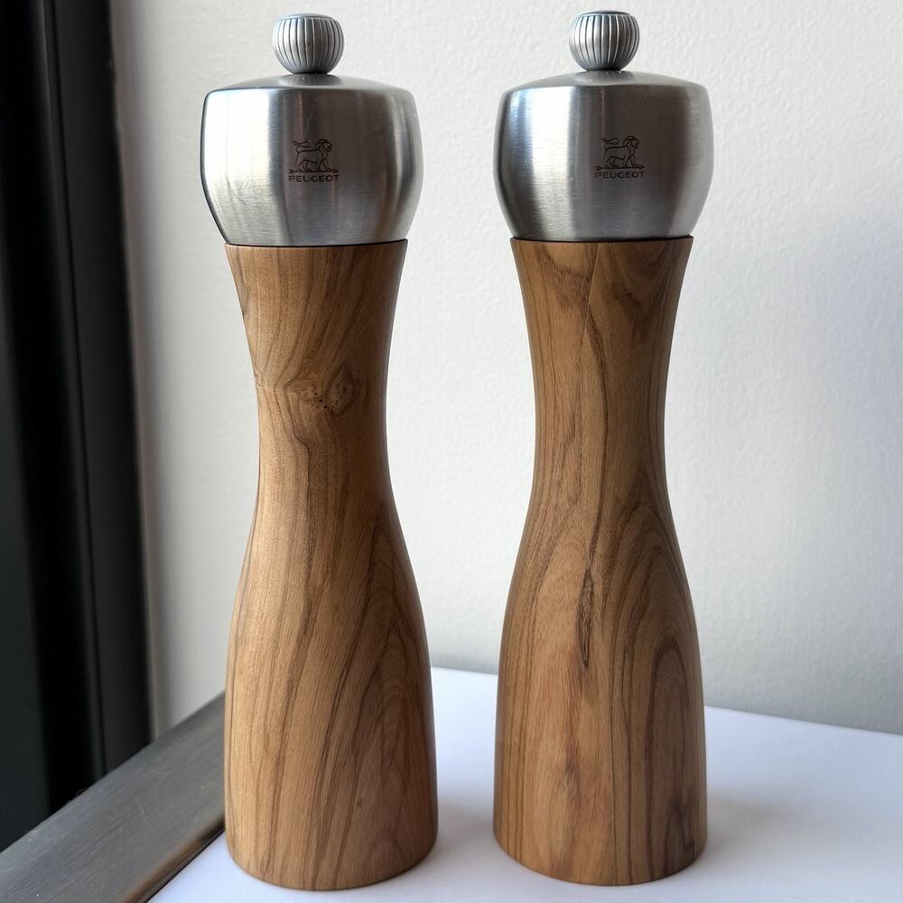 Peugeot Fidji Olivewood Salt & Pepper Mills 8" Williams Sonoma Set of 2 Grinders